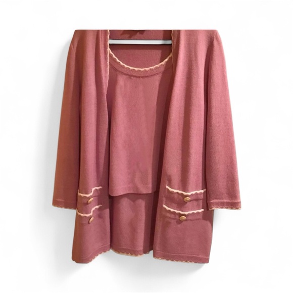 St John Suit, 3 pieces. Excellent condition. - Picture 2 of 10